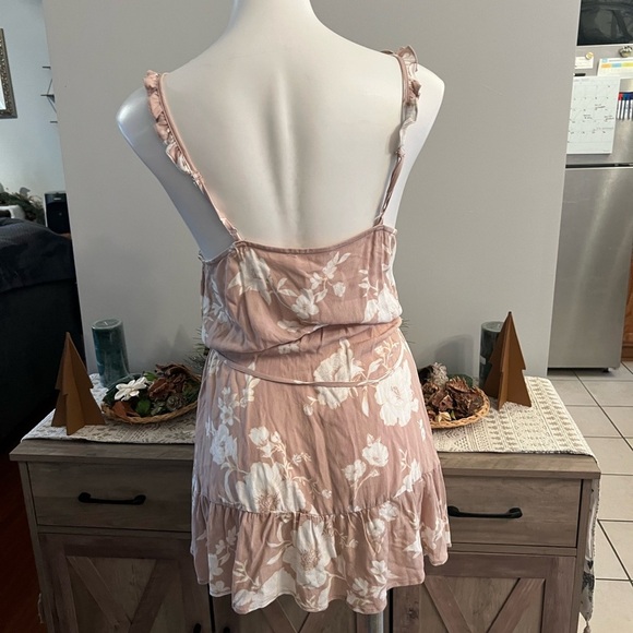 NWT Altar’d State mocha white floral dress - Picture 4 of 4